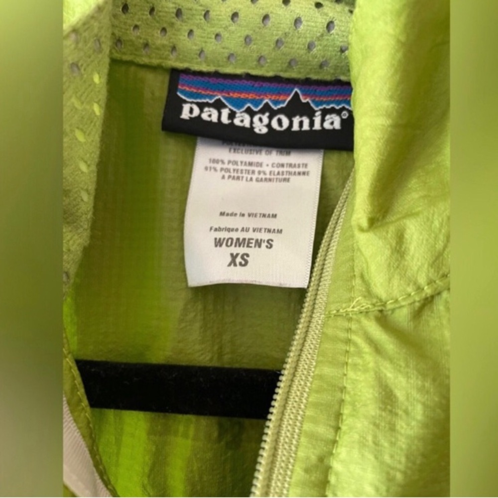 Women’s Patagonia Neon Lime Windbreaker Jacket with Teal Accents - Picture 2 of 3